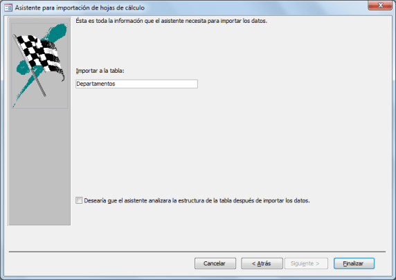 Especificar el nombre de la nueva tabla de Access